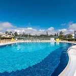Four Bedroom With Private Pool Oasis Parque At09 Villa *