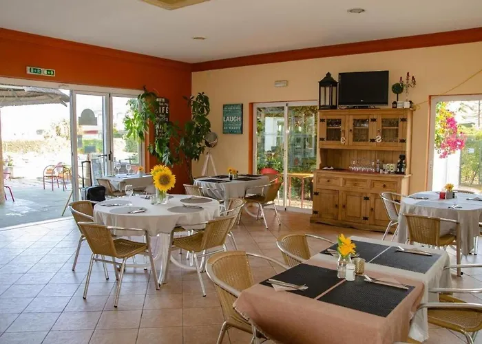 Villa Four Bedroom With Private Pool Oasis Parque At09